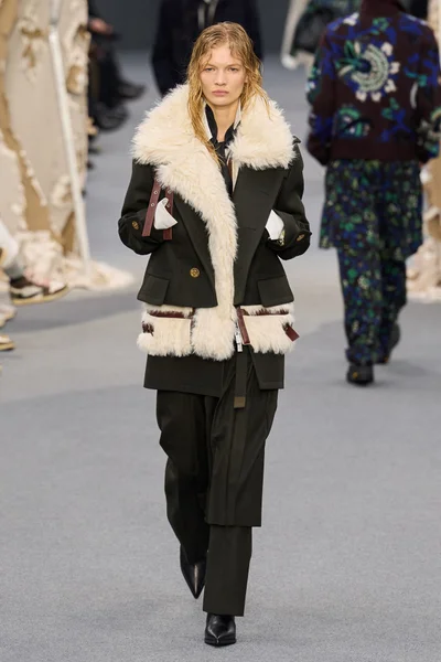 Look 66